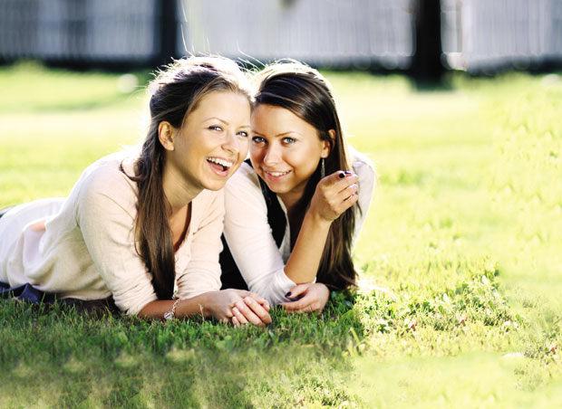 ОДНОС МЕЂУ СЕСТРАМА ПОСЕБАН И НЕРАСКИДИВ: Најбоље другарице за цео живот 